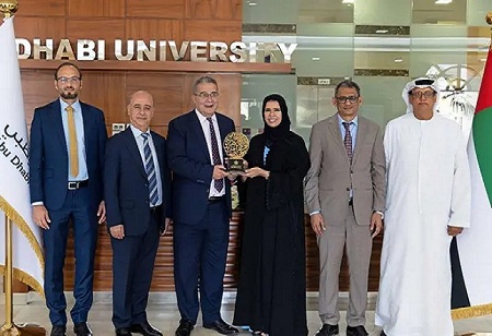 Abu Dhabi University and Al Nahda National Schools team up to expand academic and research collaboration
