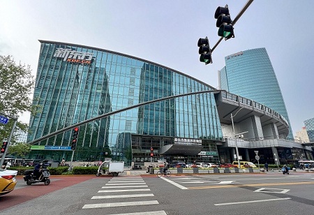 Alpha Management HK Advisors invests in New Oriental Education & Technology Group in China