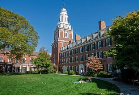 Diplomat Seeks More Chinese in Humanities, Indian Talent in STEM