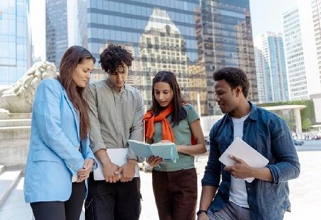 UNAIR AGE Partners with CityU to Provide Scholarships and Programs for Students