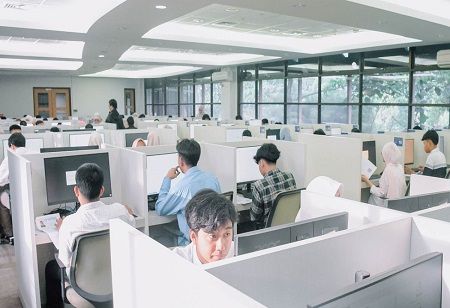 UTBK 2025 Sets New Record for Student Participation Nationwide